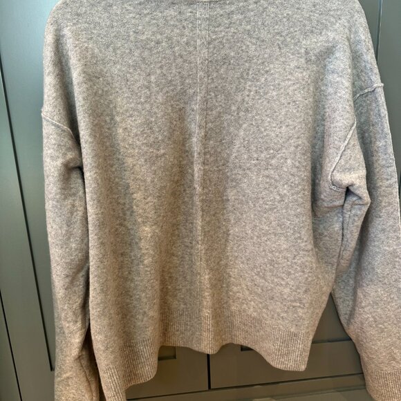 Free People Sweater - Picture 2 of 2